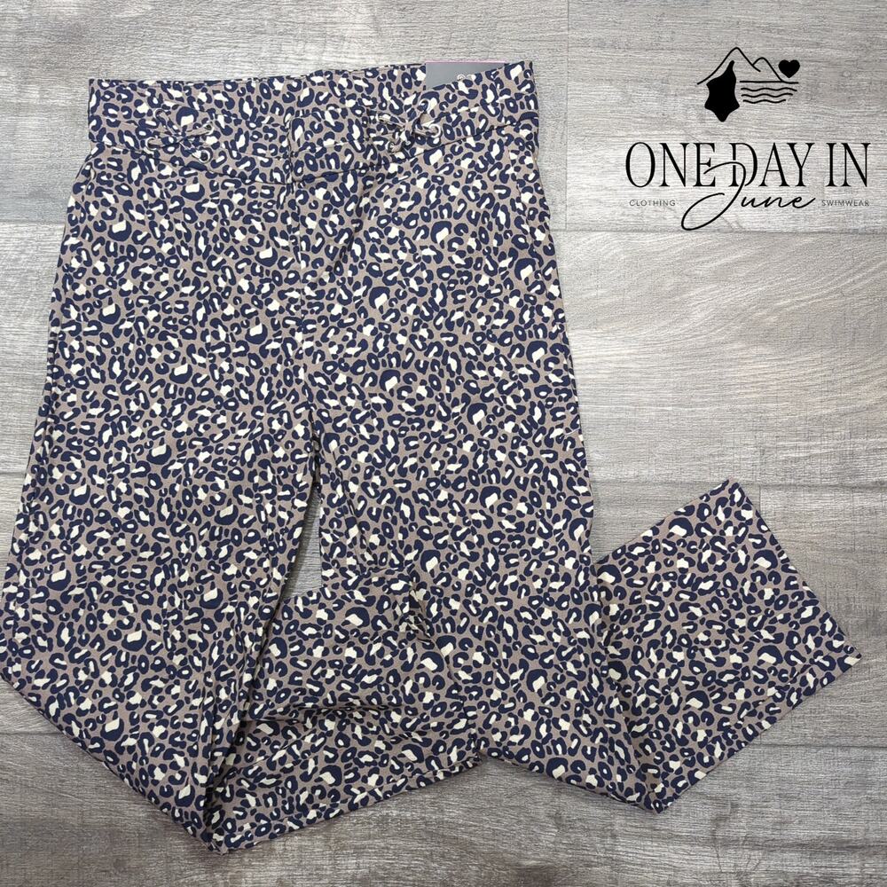 Rafaella Leopard Print Capri Pants Size 6